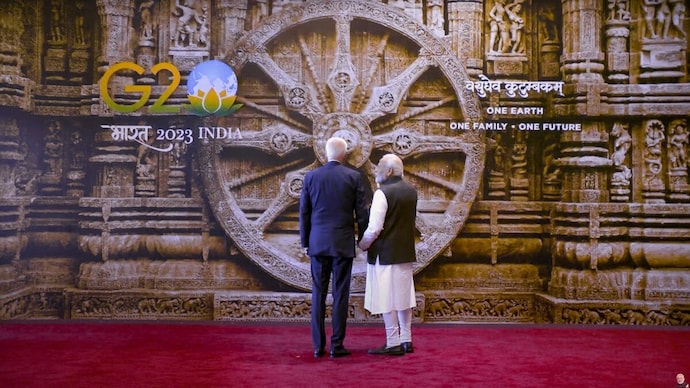 Konark wheel at G20 summit background showcase 